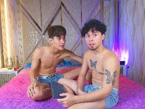 Cam4 Adult Webcams of Twinfire_zeus