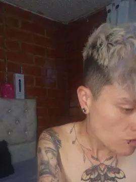 Cam4 Private Sex Chat of Megan222_