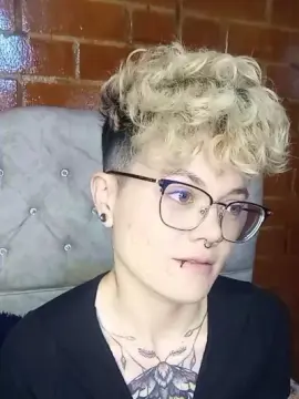 Cam4 Free Porn Cam of Megan222_