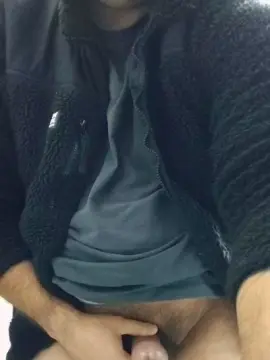 Cam4 Free Live Porn of chilenito47