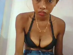 Cam4 Watch Live Sex Cams of layah6