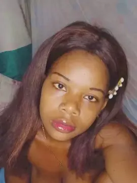 Cam4 Free Porn Cam of Heritiana974