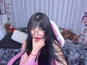 Cam4 Watch Live Sex Cams of misshoneyxxx