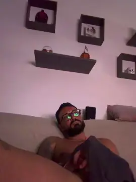 Cam4 Live Porn of Fraism