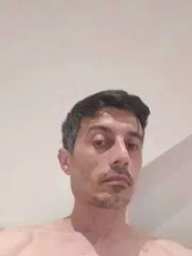 Cam4 Live Sex Cam of ItalianinLondon