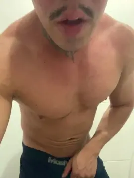 Cam4 Watch Live Sex Cams of Malhadosuado698