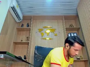 Cam4 Free Live Porn of George_Diesell