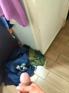 Cam4 Private Sex Chat of ryan23_hot