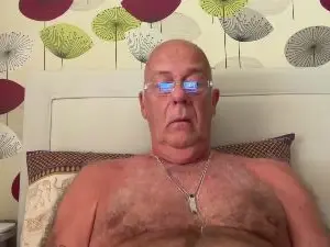 Cam4 Live Porn of The_helmet7