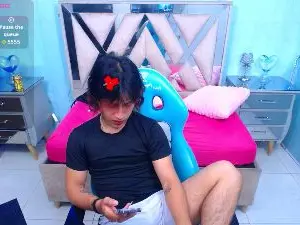 Cam4 Nude Webcam of alex_474