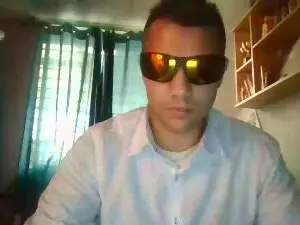 Cam4 Watch Live Sex Cams of El_Ejecutivo_03