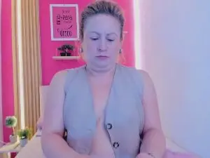 Cam4 Live Sex Cam of Miss_Casius
