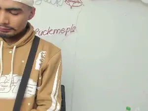 Cam4 Free Porn Cam of rpoolrboy