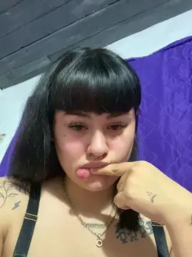 Cam4 Live Sex Cam of Bebita7777