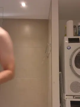Cam4 Live Sex of skinnyboy1097