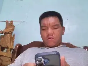 Cam4 Sex Cam of yiting523