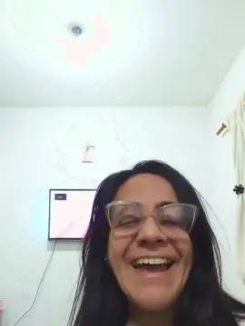 Cam4 Free Porn Cam of Milfchic