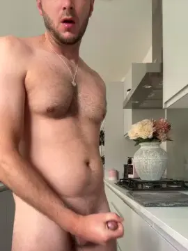 Cam4 Nude Webcam of Richyrich00