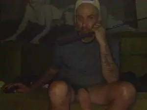 Cam4 Sex Cam of bigbigbig_sexy