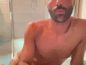 Cam4 Free Porn Cam of KiinkyBtm