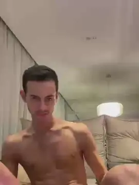 Cam4 Live Porn of brunoboyfkk