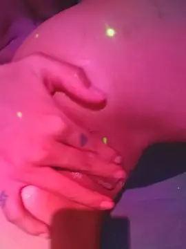Cam4 Free Porn Cam of Yvonne_Collins