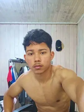 Cam4 Watch Live Sex Cams of Isaack1ng