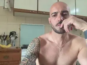 Cam4 Sex Cam of alessandromori9