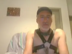 Cam4 Free Porn Cam of xxxvn_sexyfun