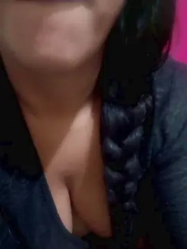 Cam4 Nude Webcam of morenajanmbo
