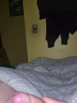 Cam4 Watch Live Sex Cams of nicolas369_4