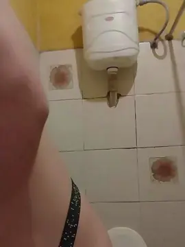 Cam4 Live Sex of Aye_garcia21
