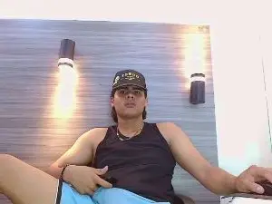 Cam4 Private Sex Chat of DamianFrostt