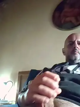 Cam4 Free Live Porn of CIONDOLONE82