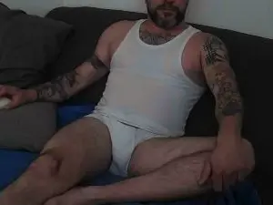 Cam4 Adult Video Chat of enrikaionut_fun