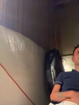 Cam4 Free Porn Cam of Riki_91mas
