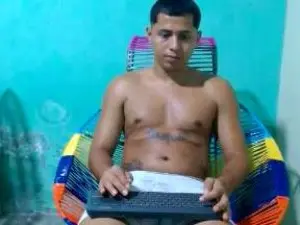 Cam4 Nude Webcam of Lil_condor_bby1