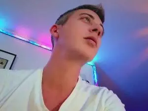 Cam4 Adult Webcam of HuGo4K