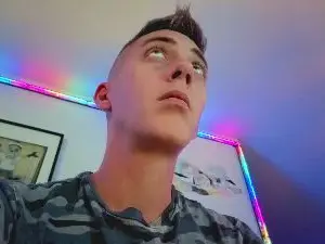 Cam4 Sex Cam of HuGo4K