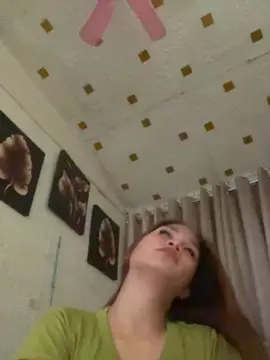 Cam4 Free Live Porn of sweetsammie05