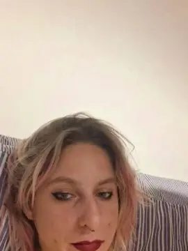 Cam4 Live Porn of Cele9