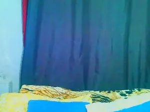 Cam4 Free Live Porn of Freakynaughtxx