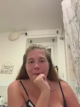 Cam4 Free Live Porn of SassyLassy93