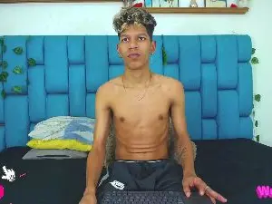 Cam4 Private Sex Chat of Hot_Boys_Latino