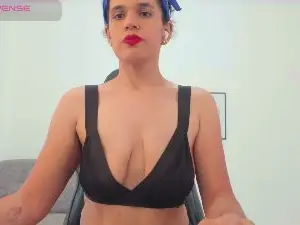 Cam4 Adult Webcam of natalia_curvy