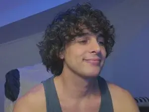 Cam4 Watch Live Sex Cams of dariohere