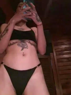Cam4 Adult Webcam of Mer_y_tate
