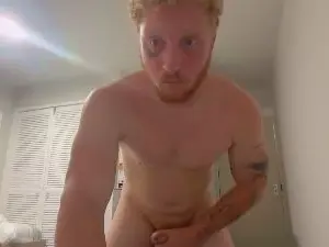 Cam4 Live Porn of Adampitt