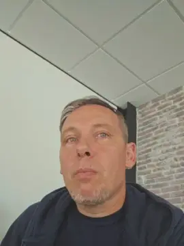 Cam4 Live Porn of Daverest