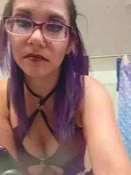 Cam4 Nude Webcam of MamaB88